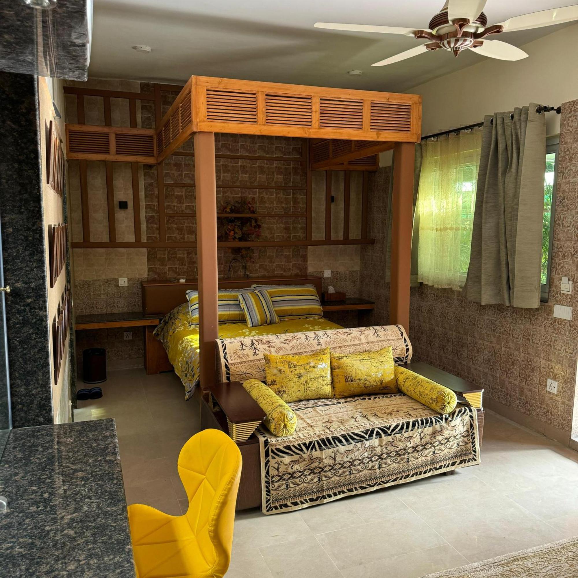 Greenlux Residency Rawalpindi Buitenkant foto