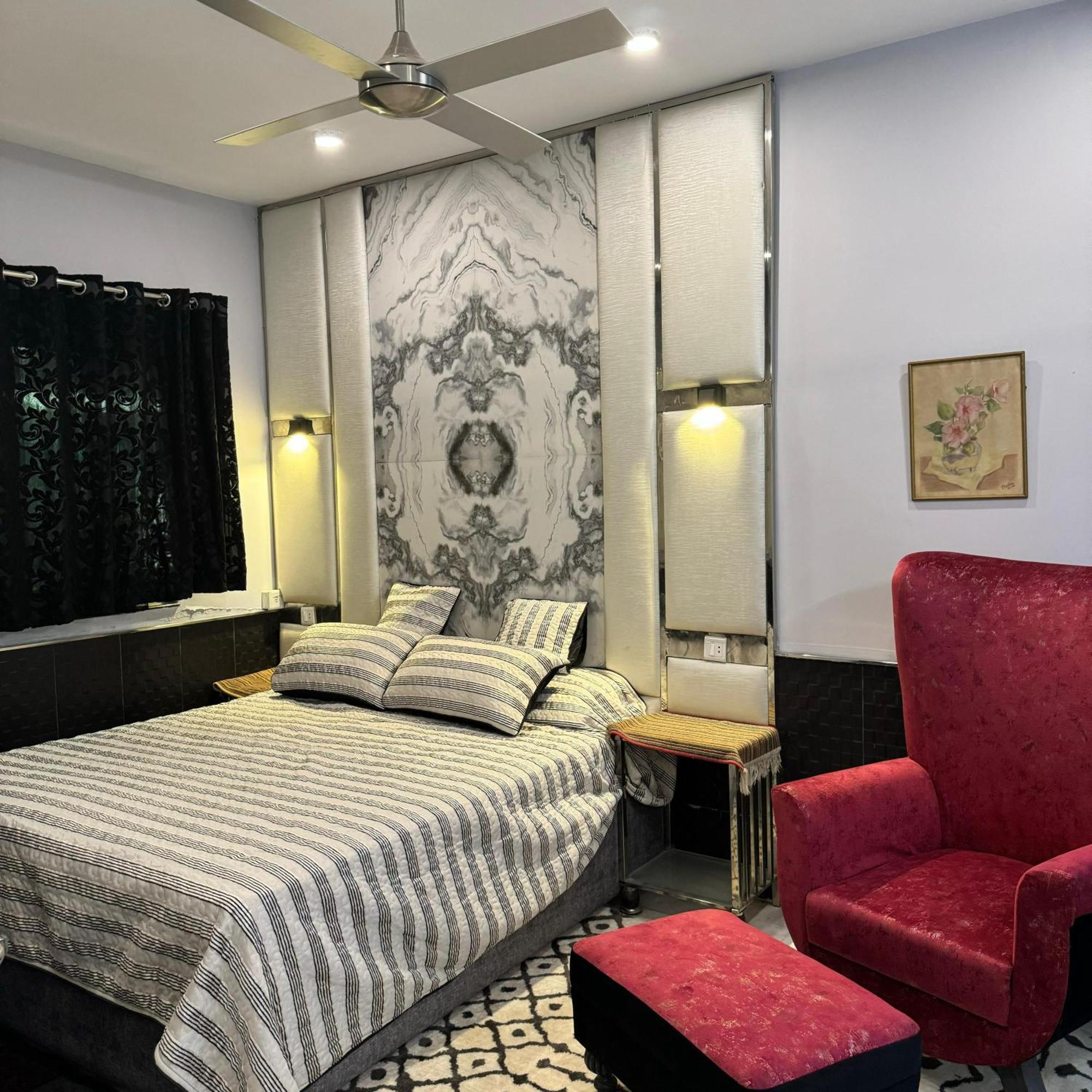 Greenlux Residency Rawalpindi Buitenkant foto